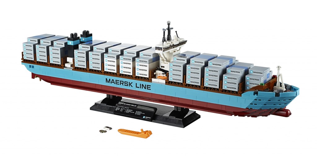 LEGO 10241 Maersk Line Triple-E (High Resolution)