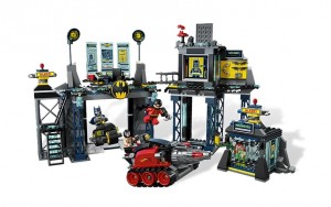 LEGO Super Heroes The Batcave 6860 - Toysnbricks