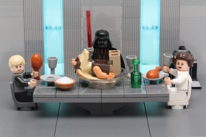 [MOC] Thanksgiving at the Skywalkers