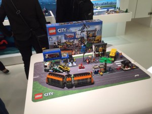 LEGO City 60097 Town Square (Pre)