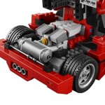 LEGO Expert 10248 Ferrari F40‏ Front Functions (Press Release)