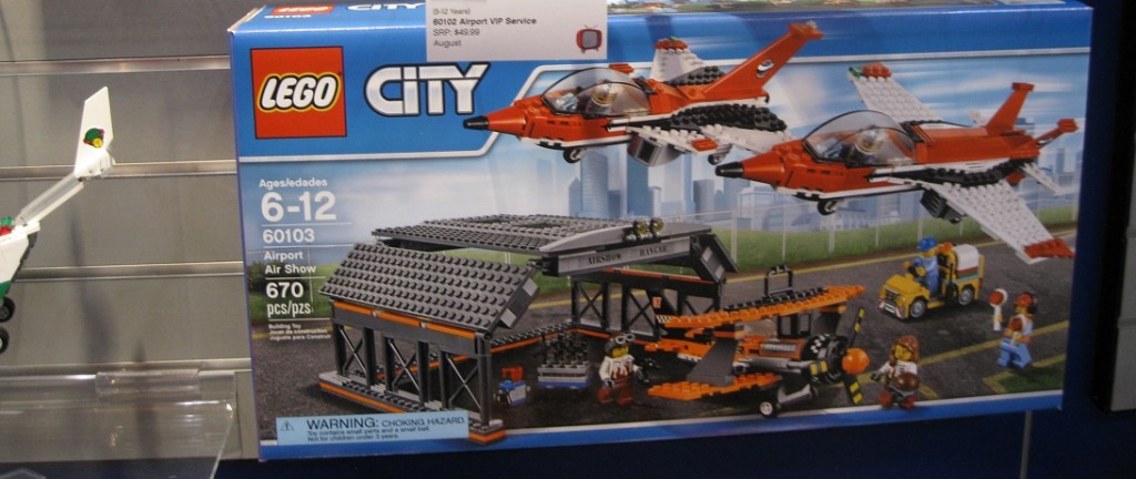 LEGO City 60103 Airport Air Show Box NYTF 2016 - Toysnbricks