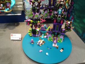 LEGO Elves 41180 Ragana's Magic Shadow Castle NYTF 2016