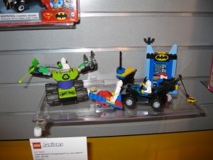 NYTF LEGO Juniors 10724 Batman & Superman vs. Lex Luthor Aug2016 - Toysnbricks