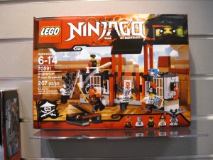 LEGO Ninjago 70591 Kryptarium Prison Breakout NYTF 2016 - Toysnbricks