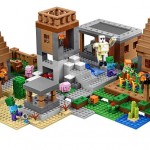 LEGO Minecraft 21128 The Village Set Details 2 - Toysnbricks